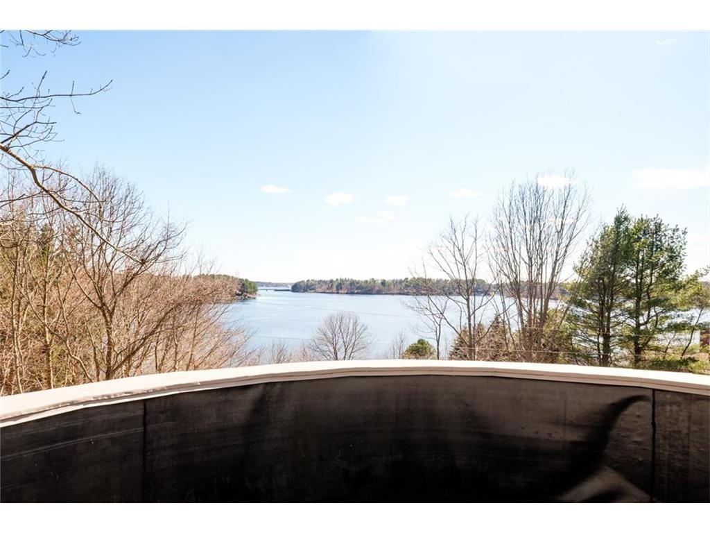 19 Goose Point Road, Unit A Kittery, ME 03905 - Photo 19 of 33