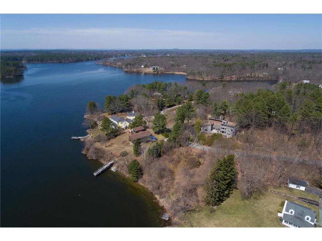 19 Goose Point Road, Unit A Kittery, ME 03905 - Photo 3 of 33