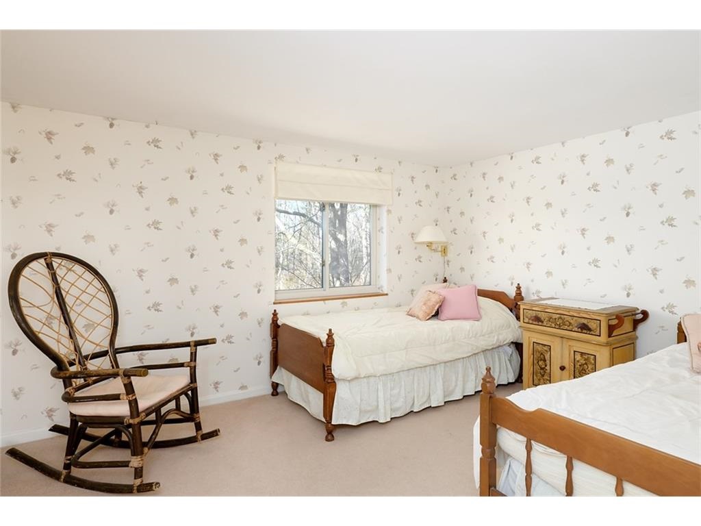 19 Goose Point Road, Unit A Kittery, ME 03905 - Photo 29 of 33
