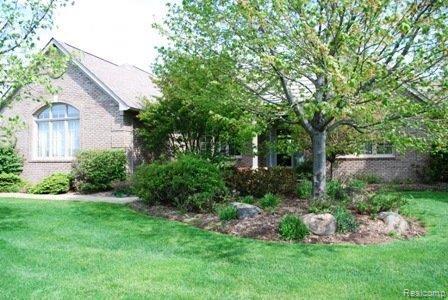 1064 Blue Ridge Circle Clarkston, MI 48348 - Photo 1 of 14 BLUE RIDGE.jpg