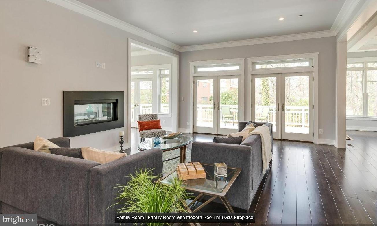 9814 Fernwood Road Bethesda, MD 20817 - Photo 11 of 31