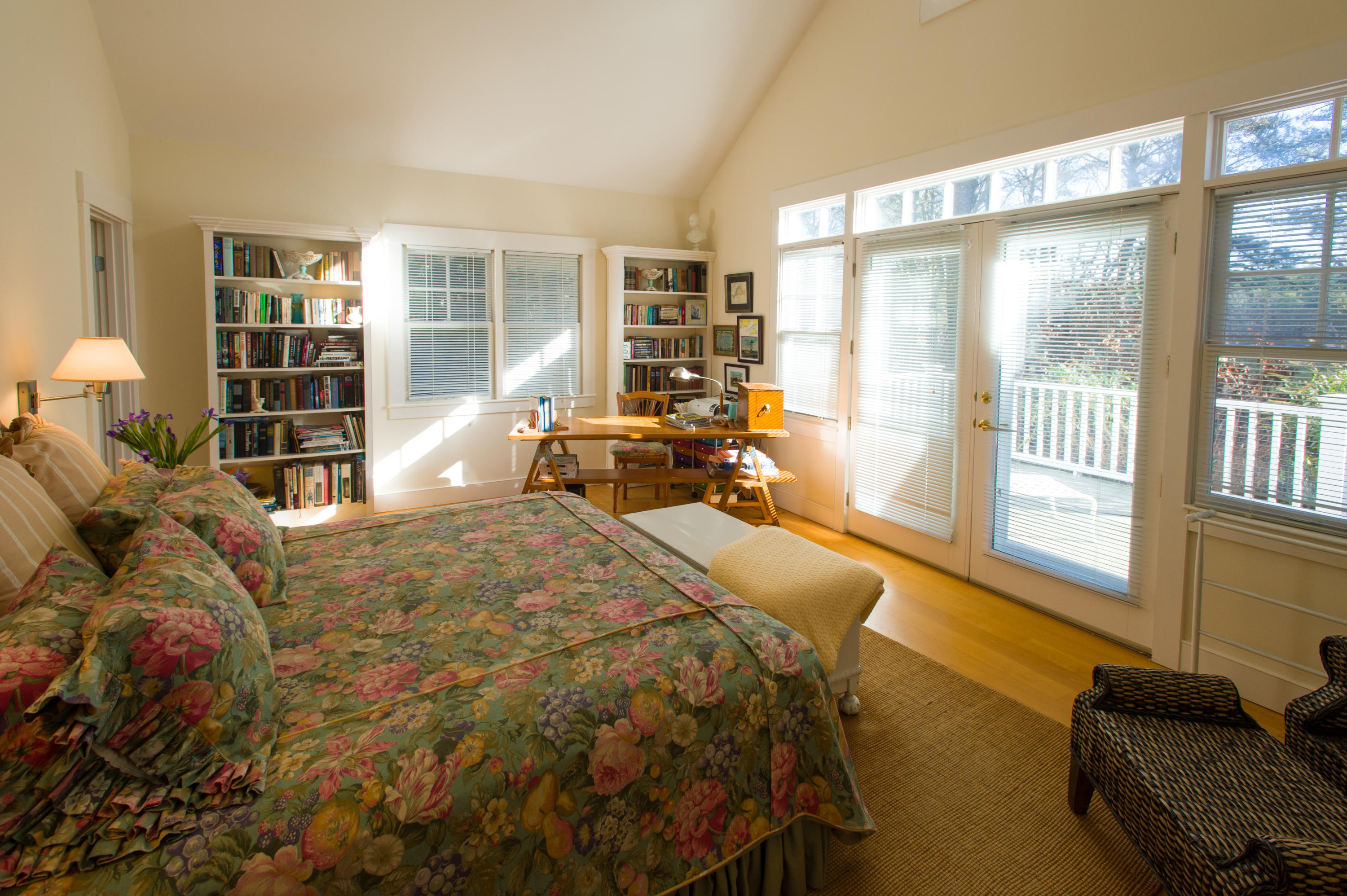 70 Plum Bush Point Road West Tisbury, MA 02568 - Photo 14 of 37 1st flr master