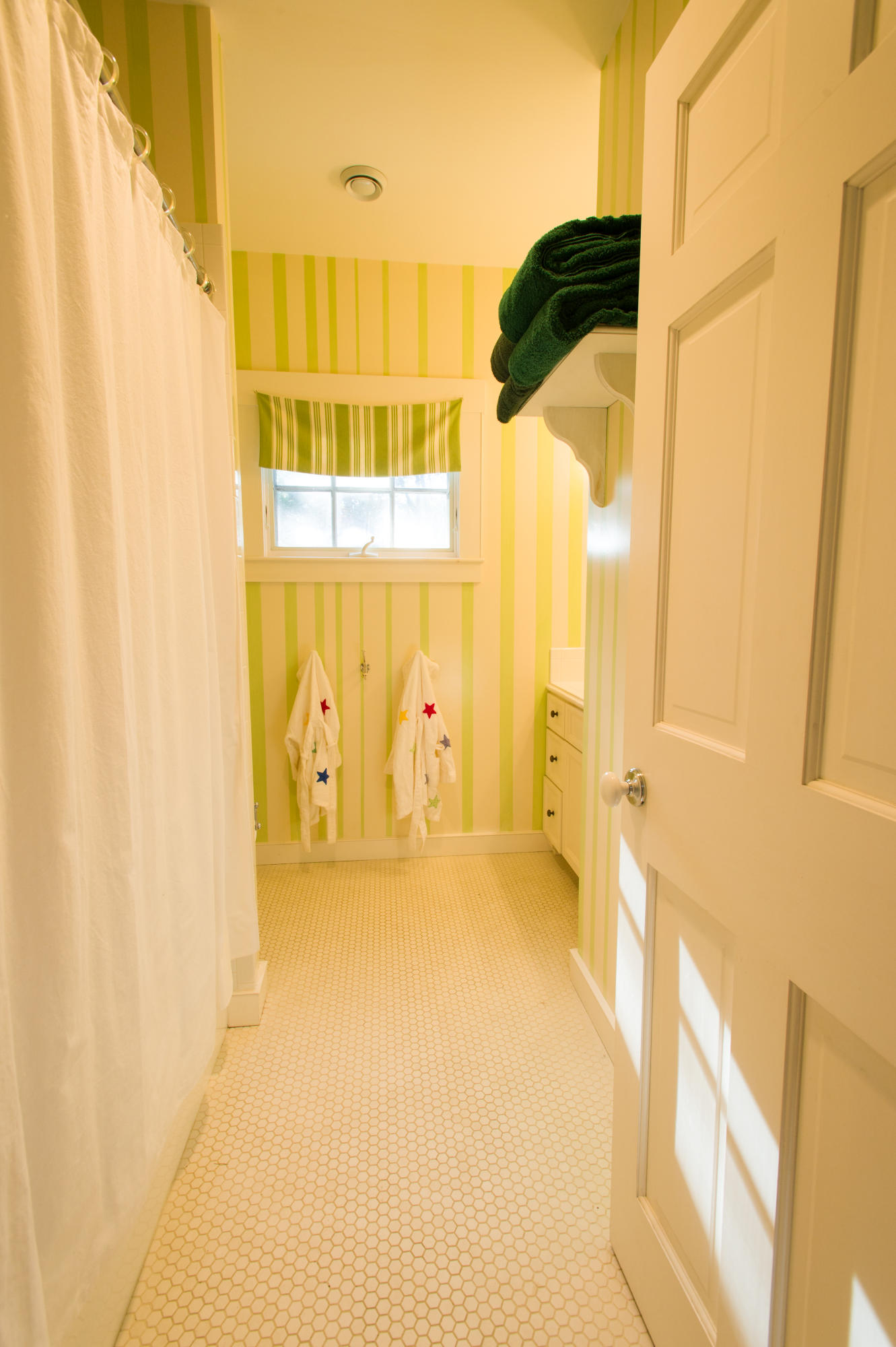 70 Plum Bush Point Road West Tisbury, MA 02568 - Photo 19 of 37 hallway bath