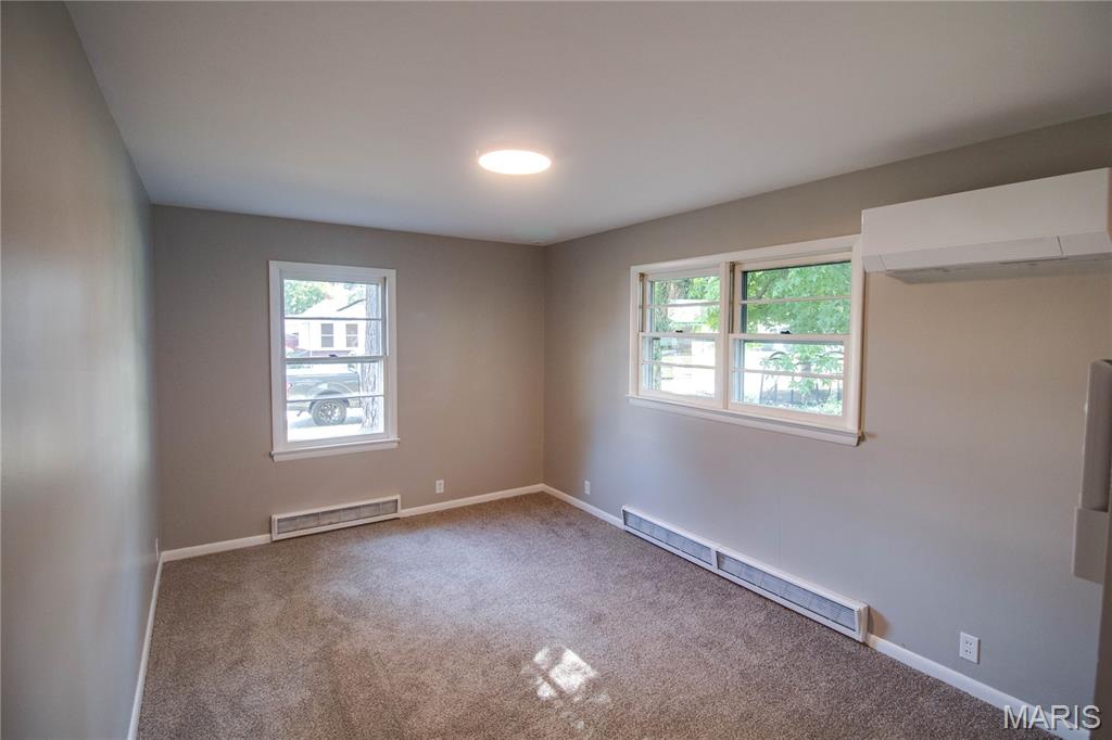 302 Harrison Street Jerseyville, IL 62052 - Photo 14 of 24