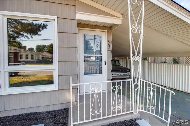 $125,450 | 302 Harrison Street, Jerseyville, IL 62052