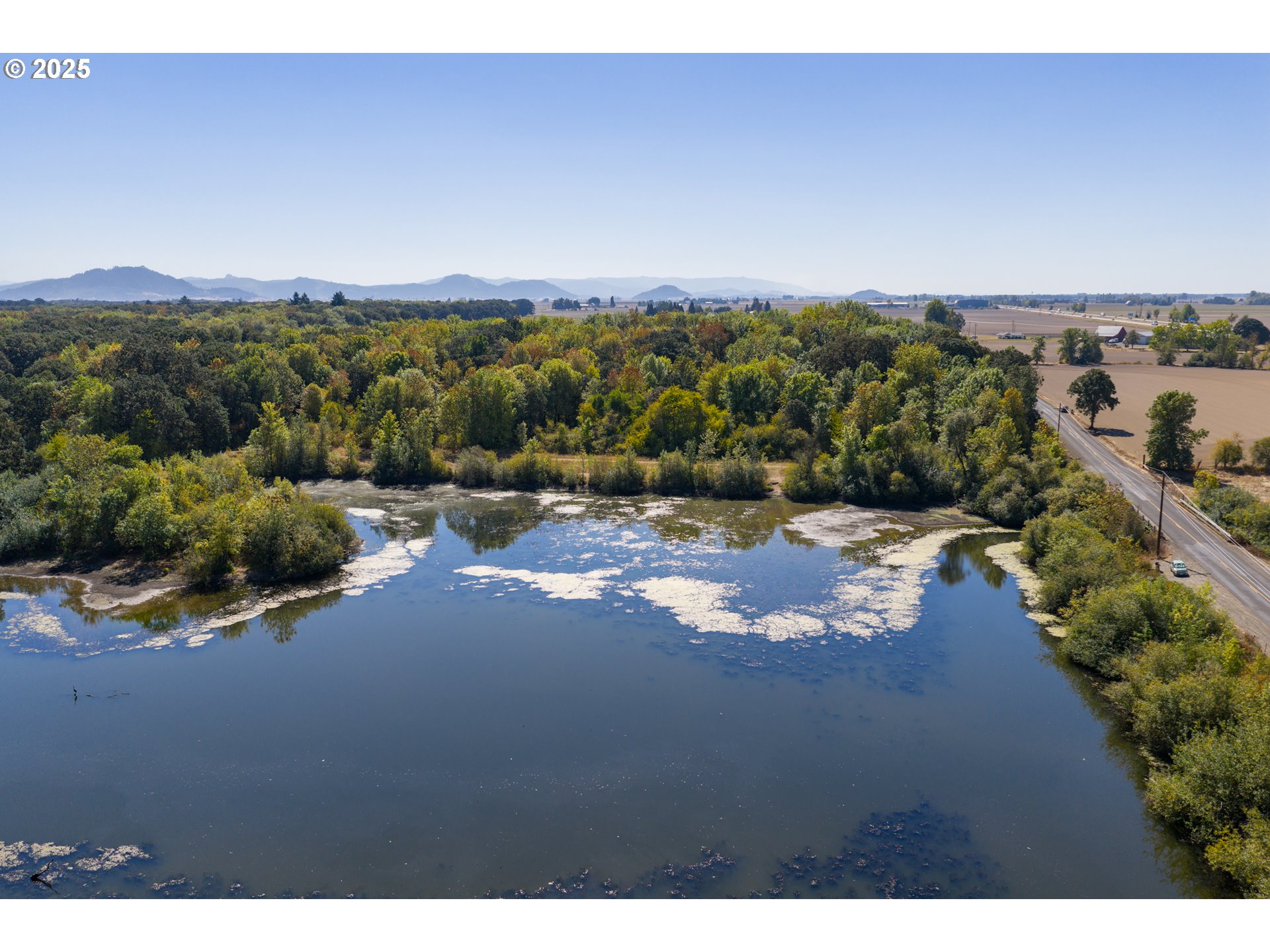 3 Lakes Road Southeast, Unit 200 Albany, OR 97322 - Photo 15 of 15 a view of a street