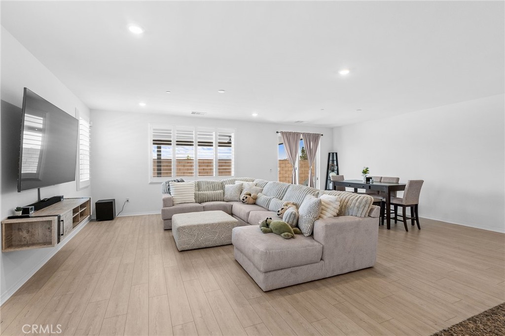 2431 Diamond Edge Road Perris, CA 92570 - Photo 10 of 30