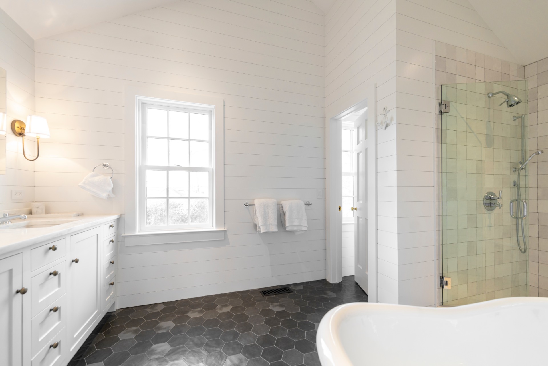 201 Lumber Lane Bridgehampton, NY 11932 - Photo 12 of 21