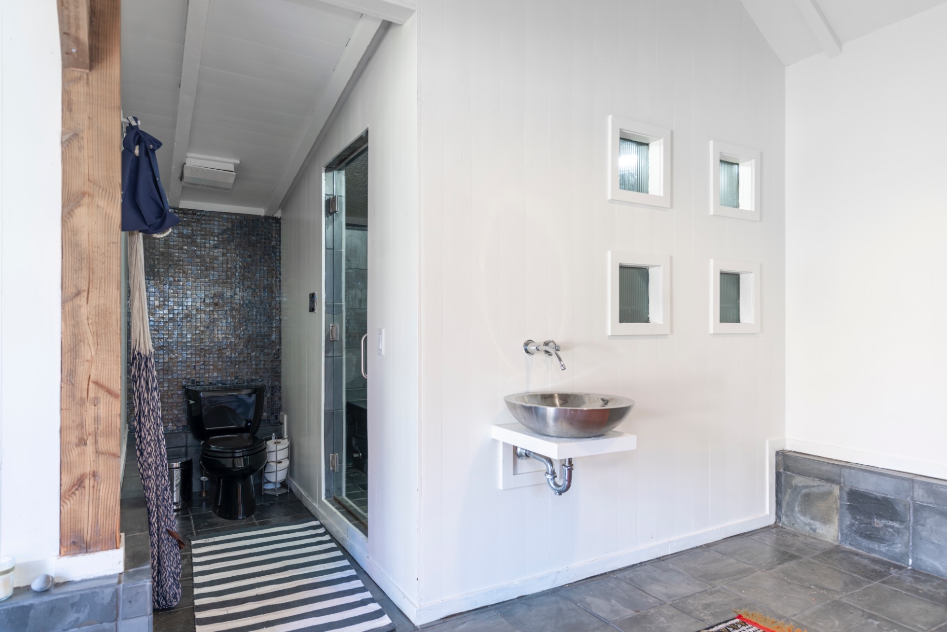 201 Lumber Lane Bridgehampton, NY 11932 - Photo 16 of 21