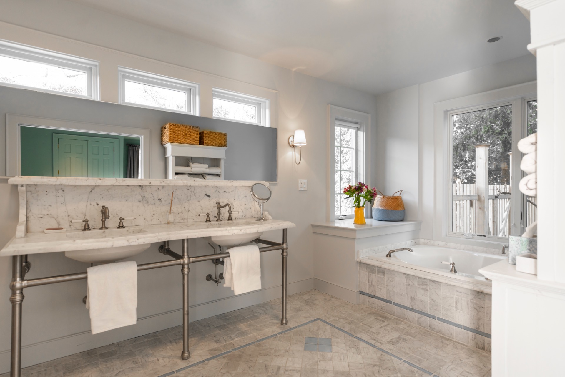 201 Lumber Lane Bridgehampton, NY 11932 - Photo 10 of 21