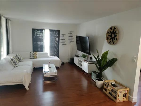 $2,100 | 2852 Carambola Circle South, Unit 2852, Coconut Creek, FL 33066