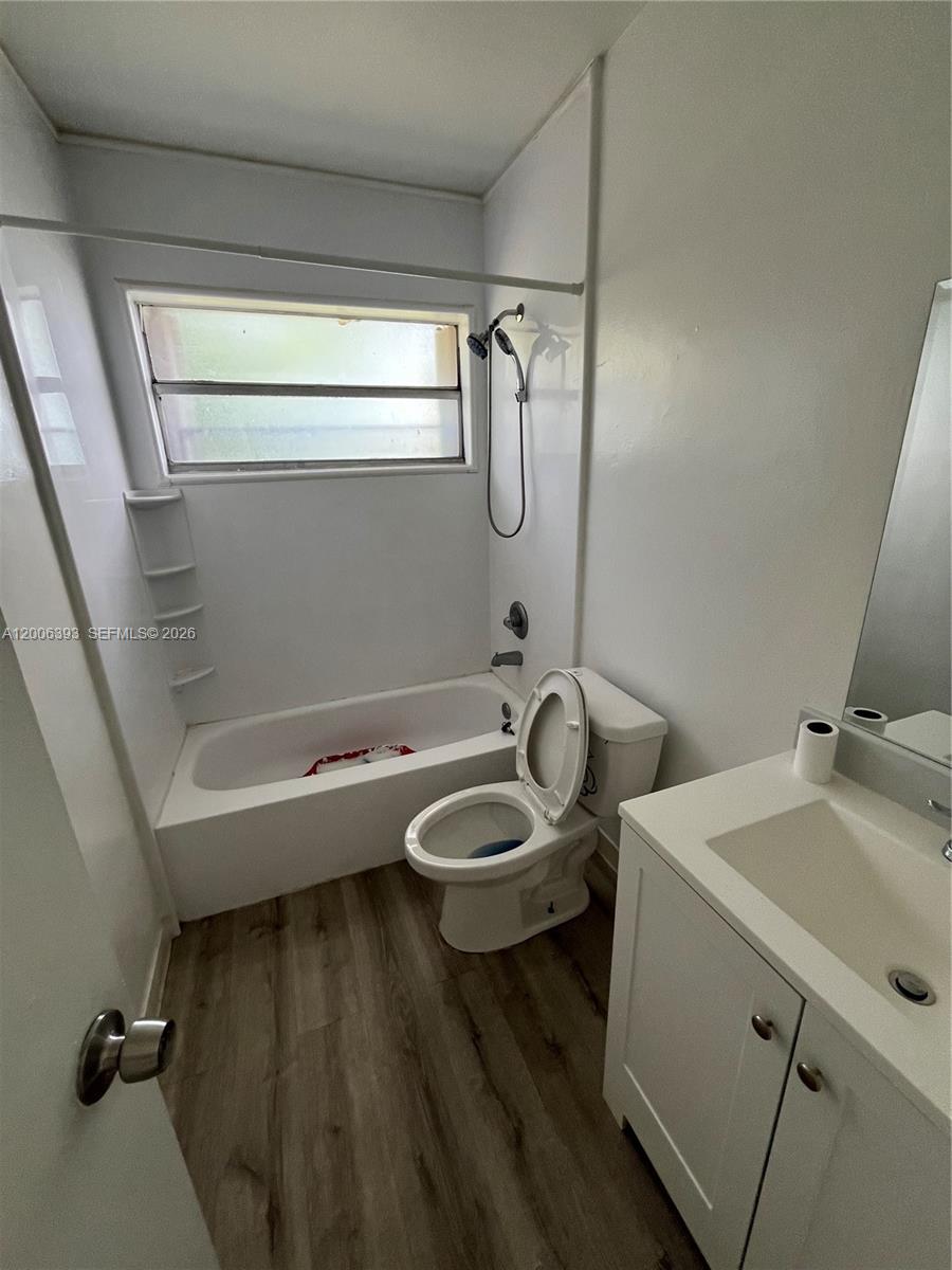 334 East 21st Street, Unit 3 Hialeah, FL 33010 - Photo 4 of 6