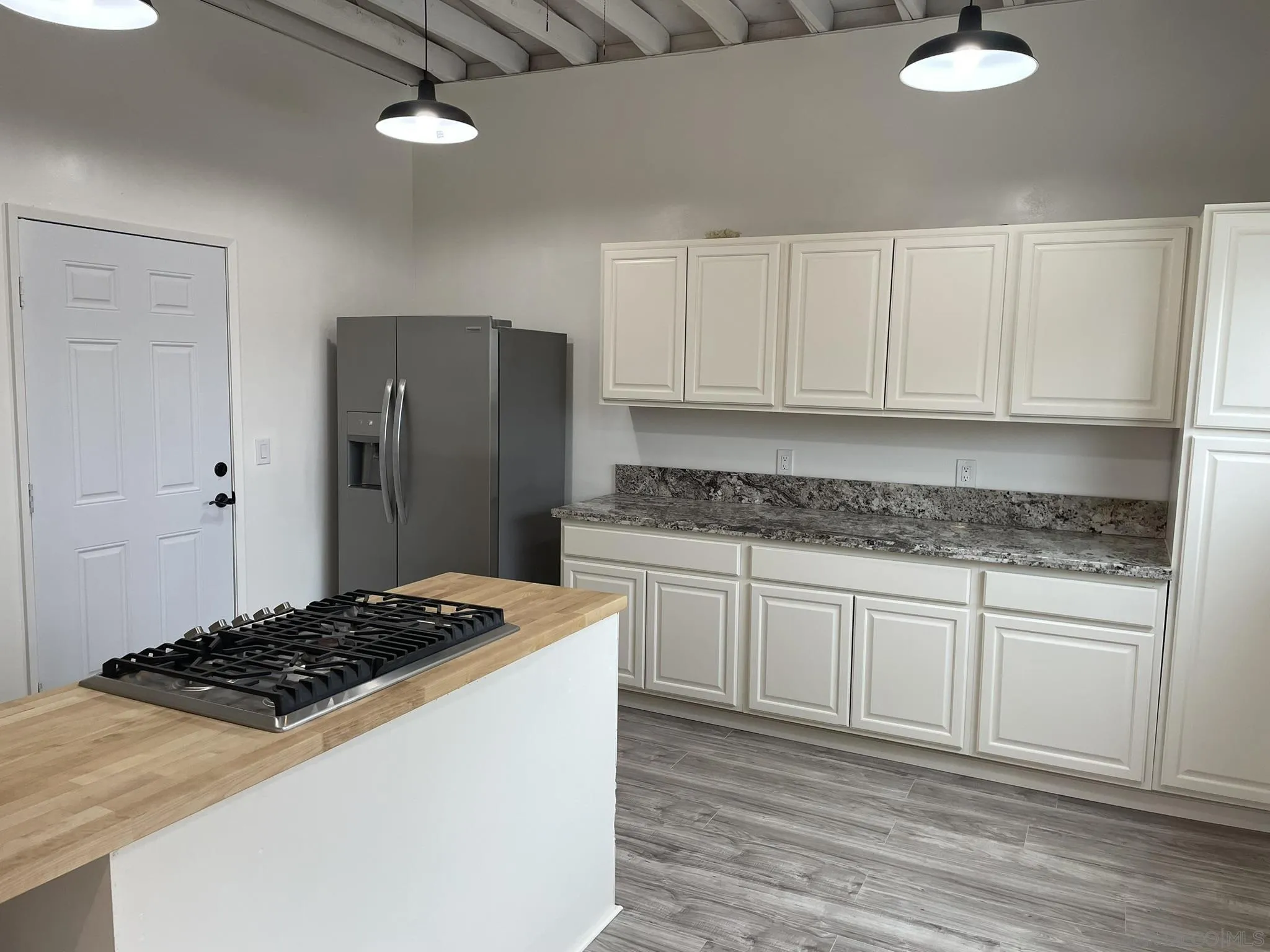 1255 Rhea Place, Unit A Vista, CA 92084 - Photo 6 of 12
