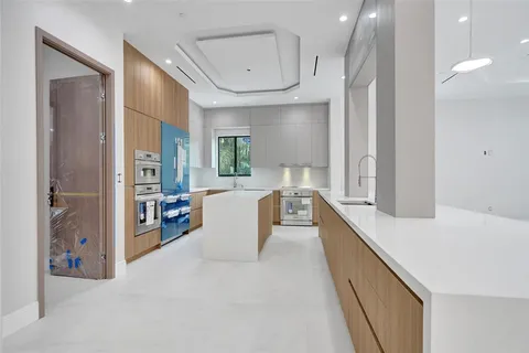 $4,950,000 | 11951 Southwest 3rd Street, Plantation, FL 33325