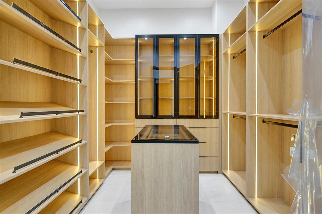 11951 Southwest 3rd Street Plantation, FL 33325 - Photo 29 of 59