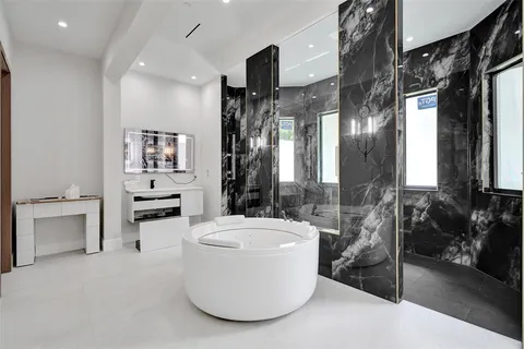 $4,950,000 | 11951 Southwest 3rd Street, Plantation, FL 33325