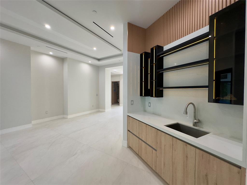 11951 Southwest 3rd Street Plantation, FL 33325 - Photo 4 of 59