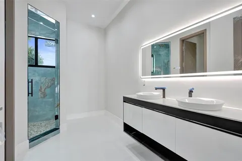 $4,950,000 | 11951 Southwest 3rd Street, Plantation, FL 33325