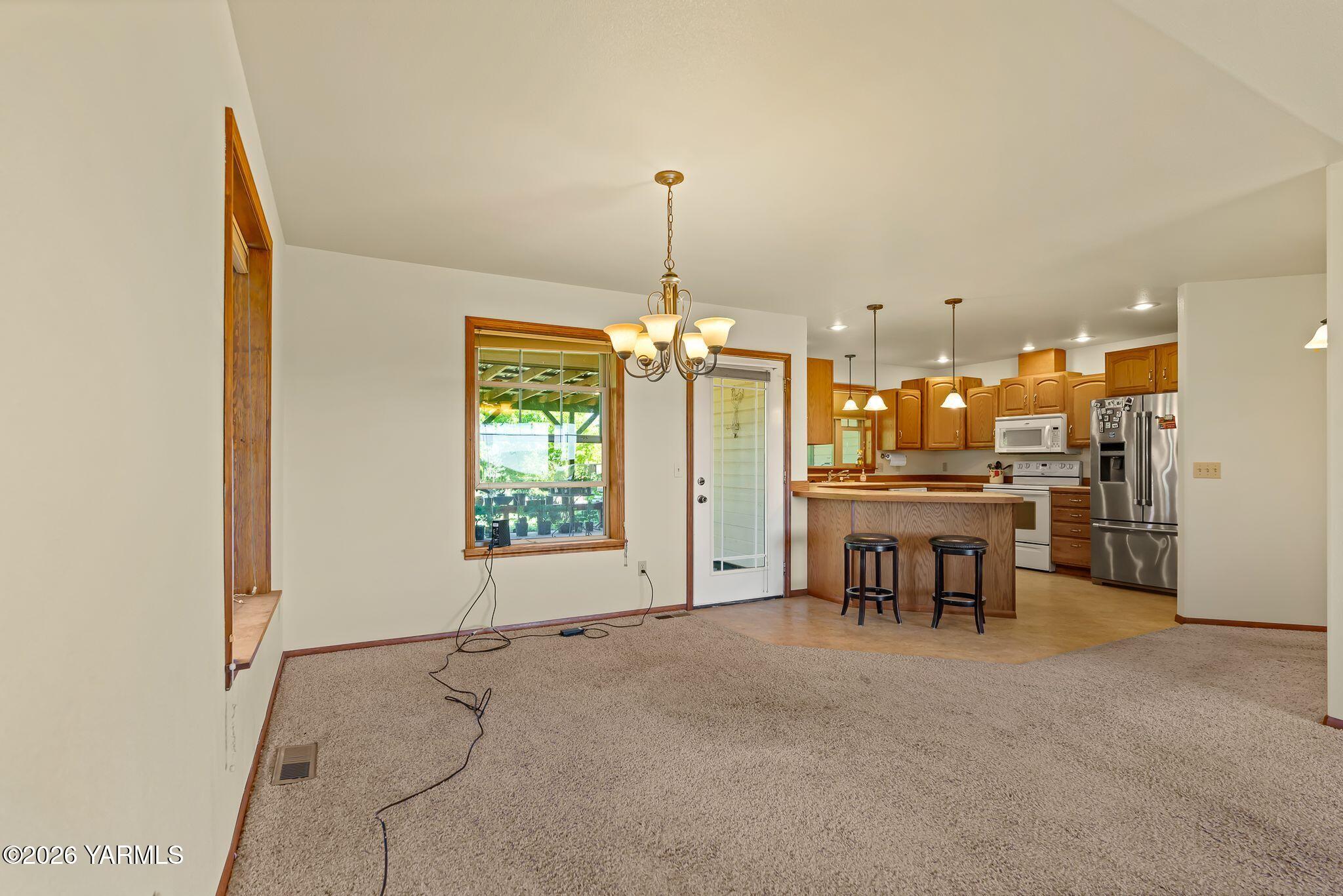 788 Zickler Road Zillah, WA 98953 - Photo 9 of 37 788 Zickler Rd-5