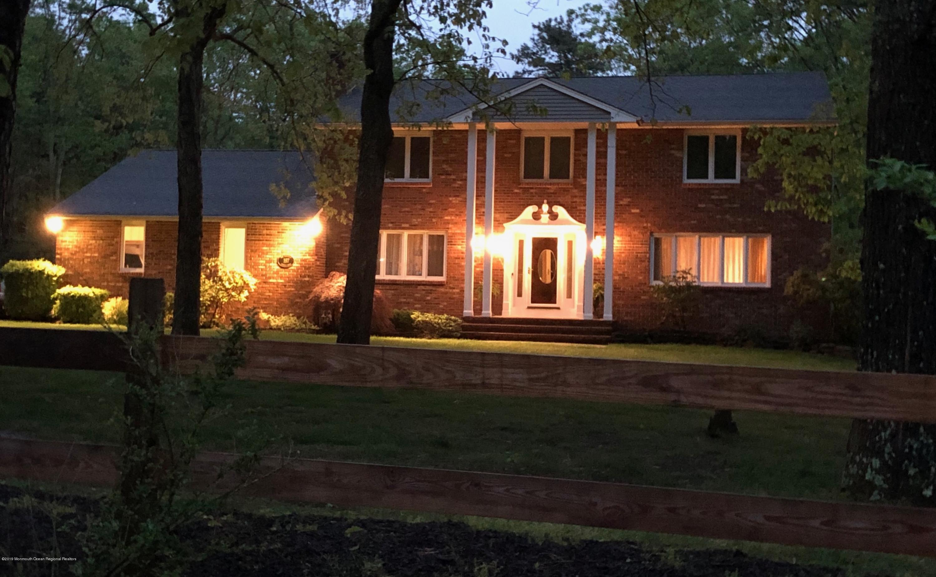 197 Nomoco Road Freehold, NJ 07728 - Photo 3 of 46 night 1