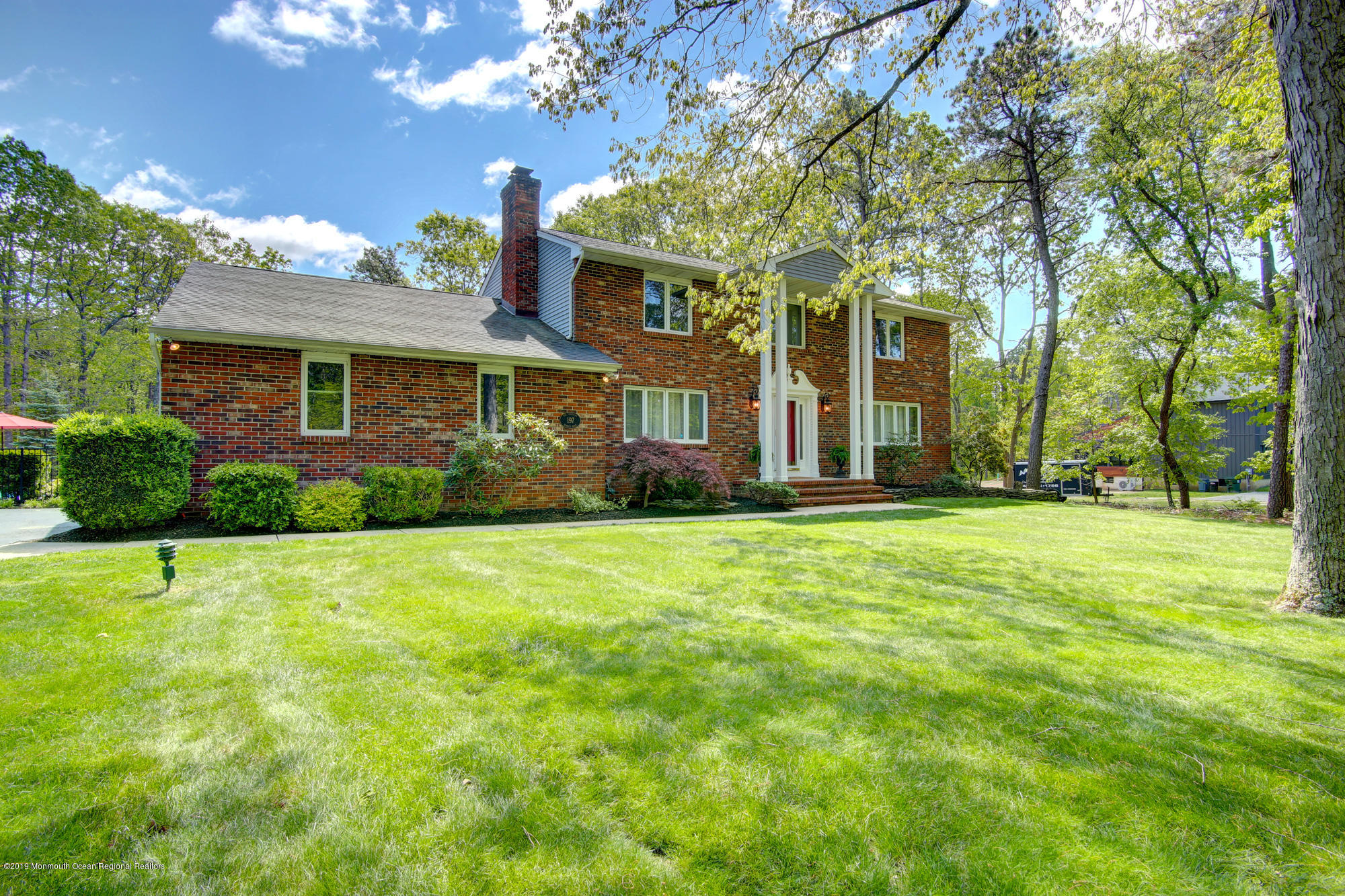197 Nomoco Road Freehold, NJ 07728 - Photo 9 of 46 IMG_4527_28_29_30_31_32_33