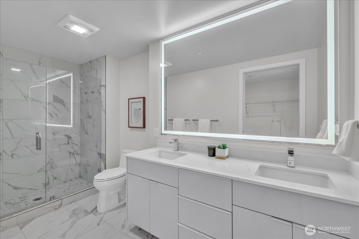 450 South Main Street, Unit 1012 Seattle, WA 98104 - Photo 11 of 31