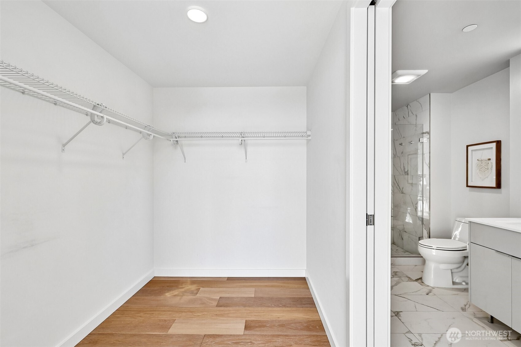 450 South Main Street, Unit 1012 Seattle, WA 98104 - Photo 15 of 40