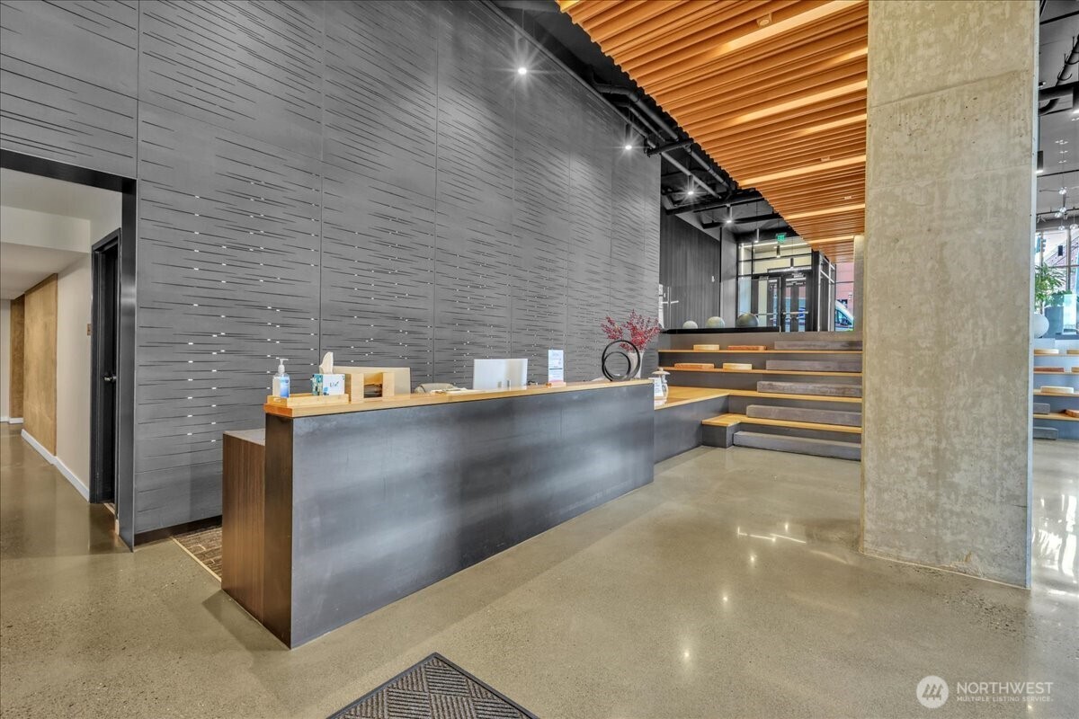 450 South Main Street, Unit 1012 Seattle, WA 98104 - Photo 18 of 31