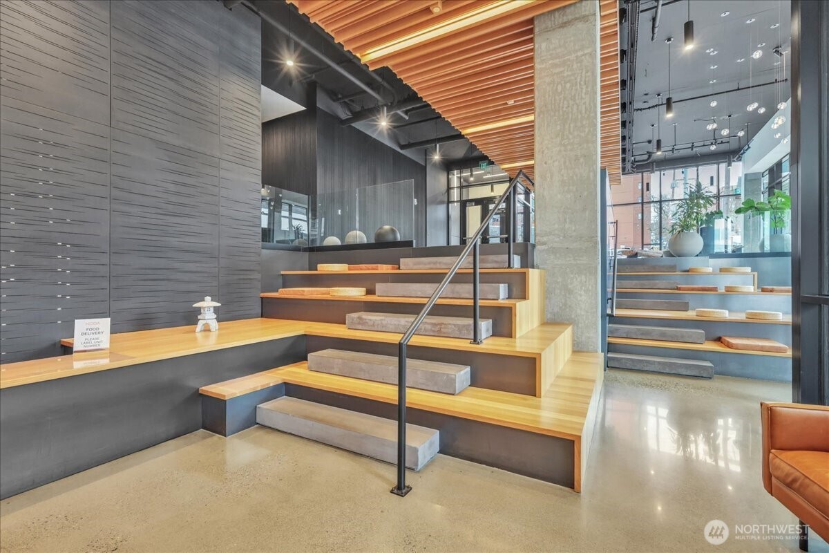 450 South Main Street, Unit 1012 Seattle, WA 98104 - Photo 19 of 31