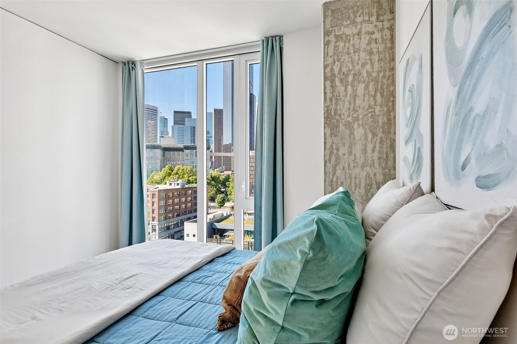 450 South Main Street, Unit 1012 Seattle, WA 98104 - Photo 20 of 40