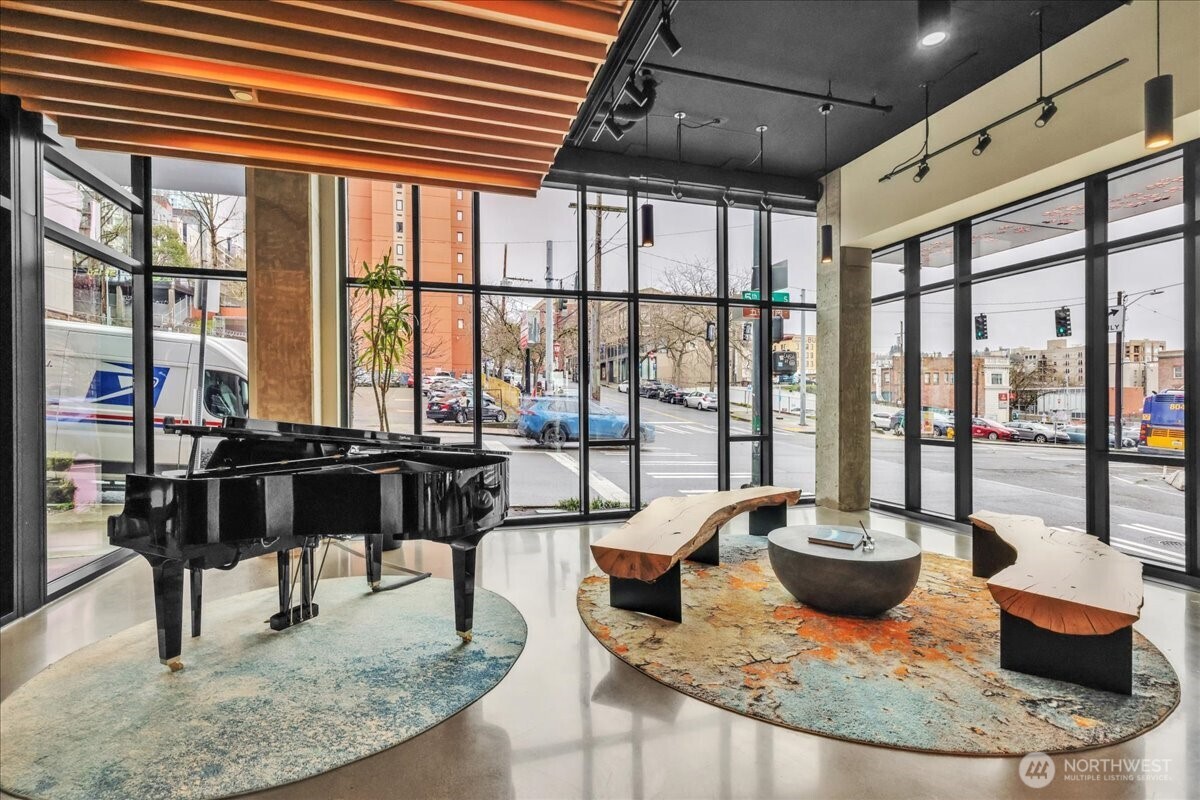 450 South Main Street, Unit 1012 Seattle, WA 98104 - Photo 21 of 31