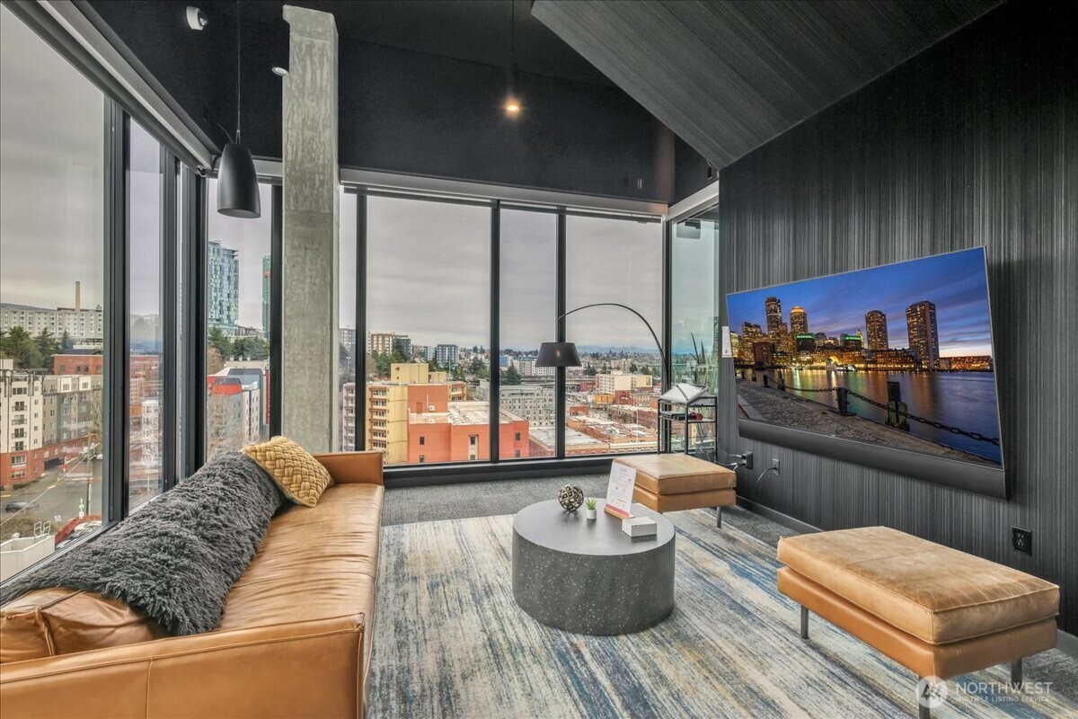 450 South Main Street, Unit 1012 Seattle, WA 98104 - Photo 22 of 31