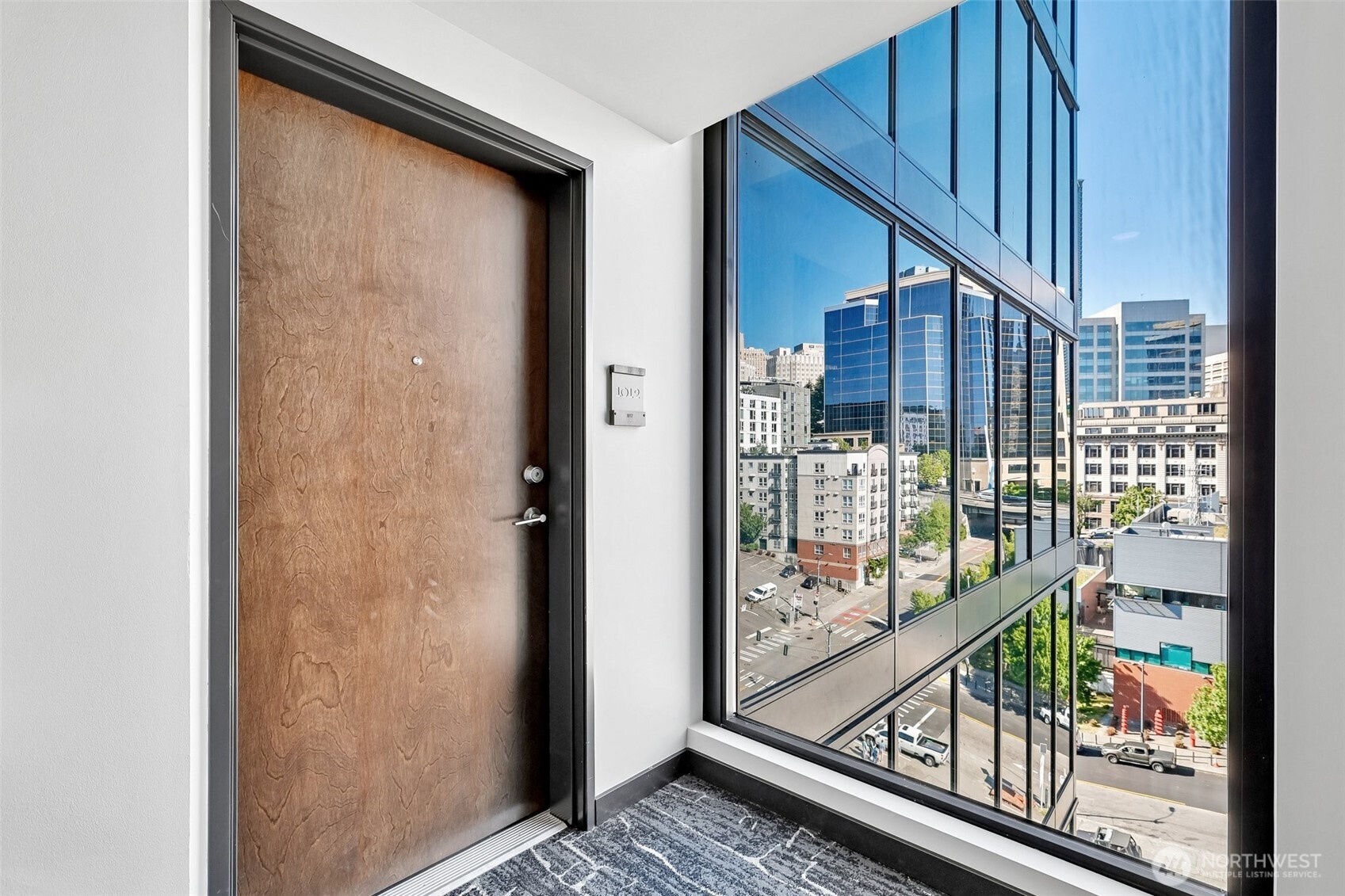 450 South Main Street, Unit 1012 Seattle, WA 98104 - Photo 23 of 40