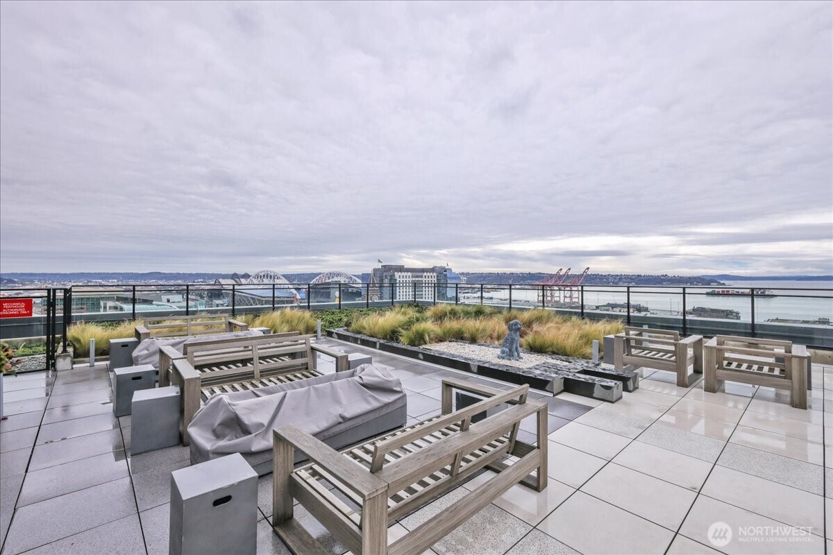 450 South Main Street, Unit 1012 Seattle, WA 98104 - Photo 29 of 31