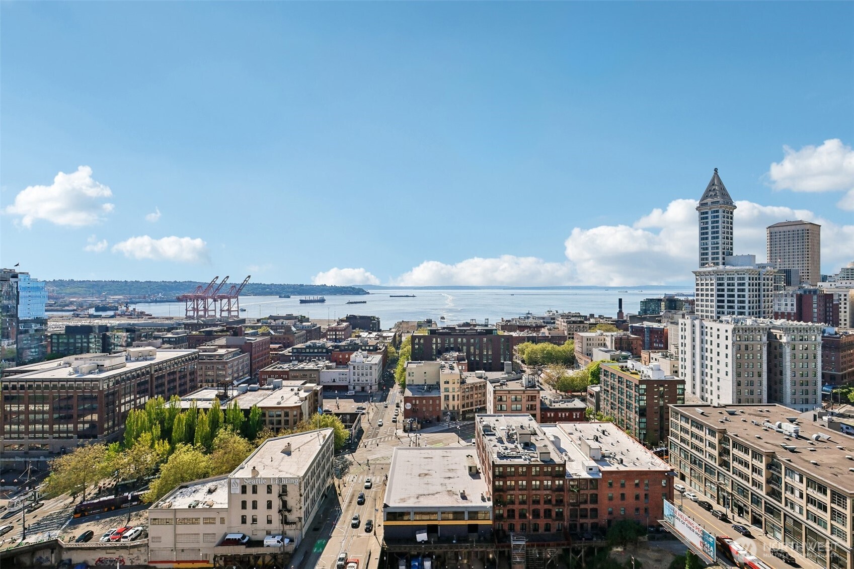 450 South Main Street, Unit 1012 Seattle, WA 98104 - Photo 38 of 40