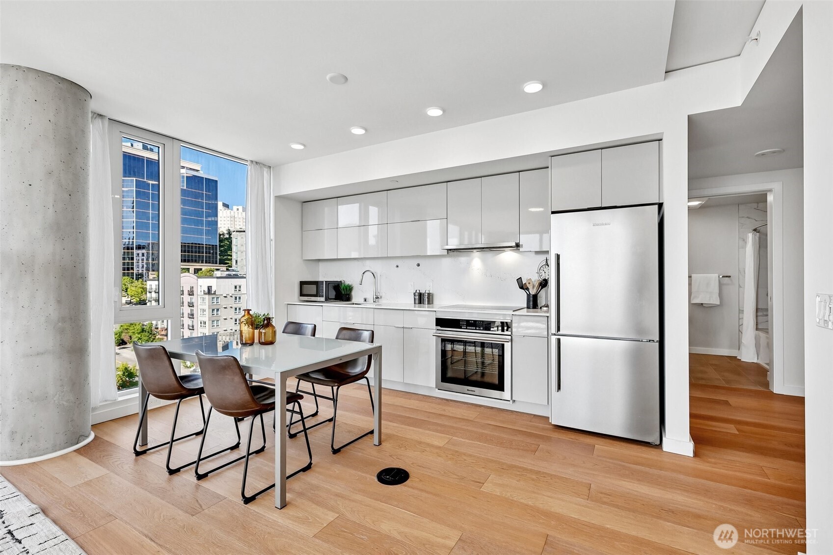 450 South Main Street, Unit 1012 Seattle, WA 98104 - Photo 10 of 40
