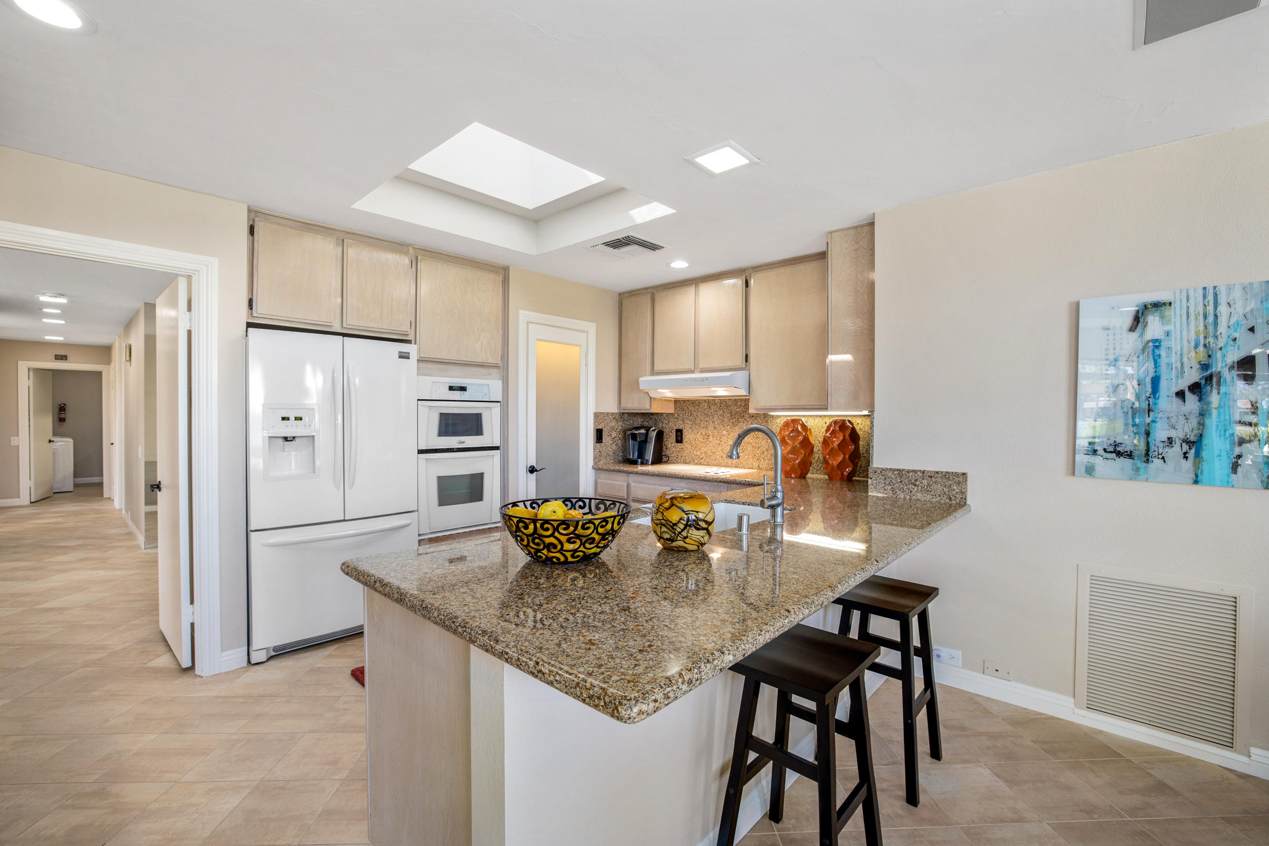 7 Barnard Court Rancho Mirage, CA 92270 - Photo 17 of 46 068A6915