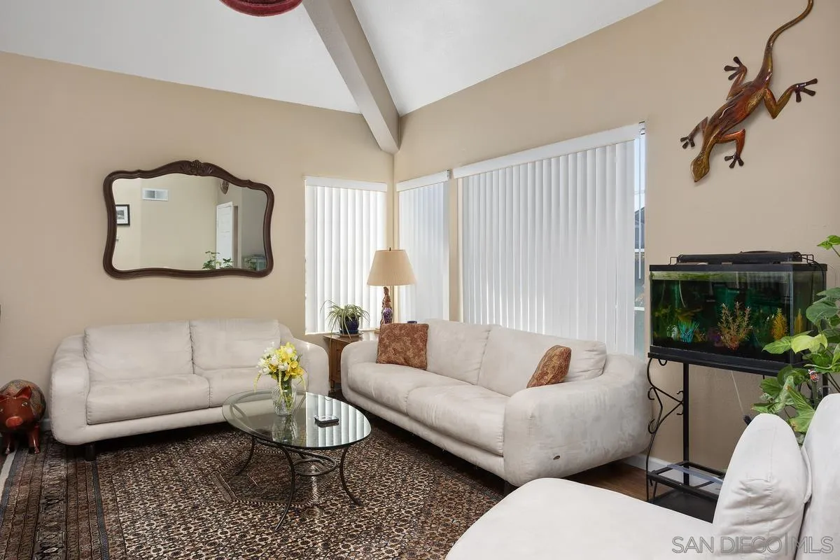 5370 Rio Plata Drive Oceanside, CA 92057 - Photo 3 of 34 Gallery Image 3