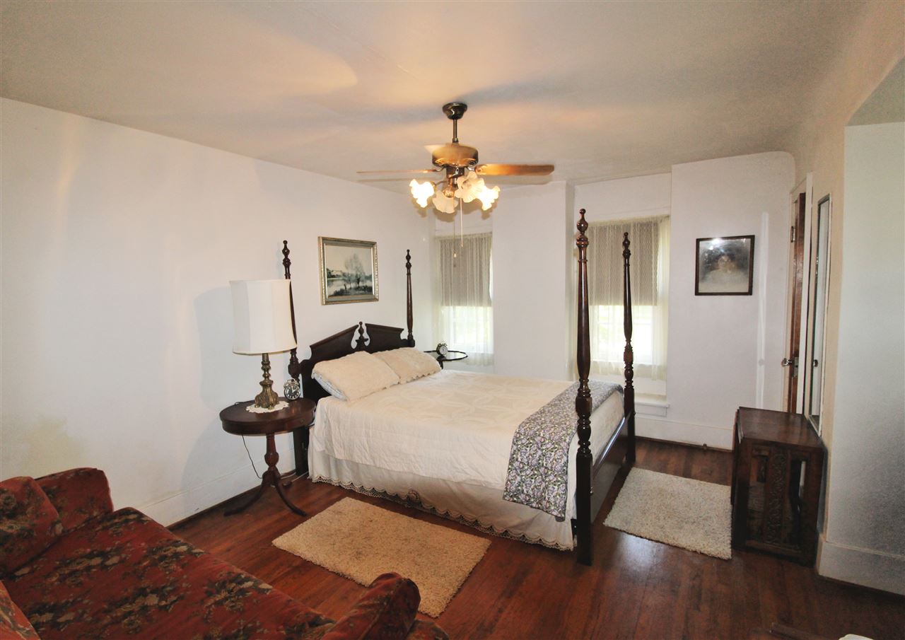 8236 Corunna Road Flint, MI 48532 - Photo 24 of 33
