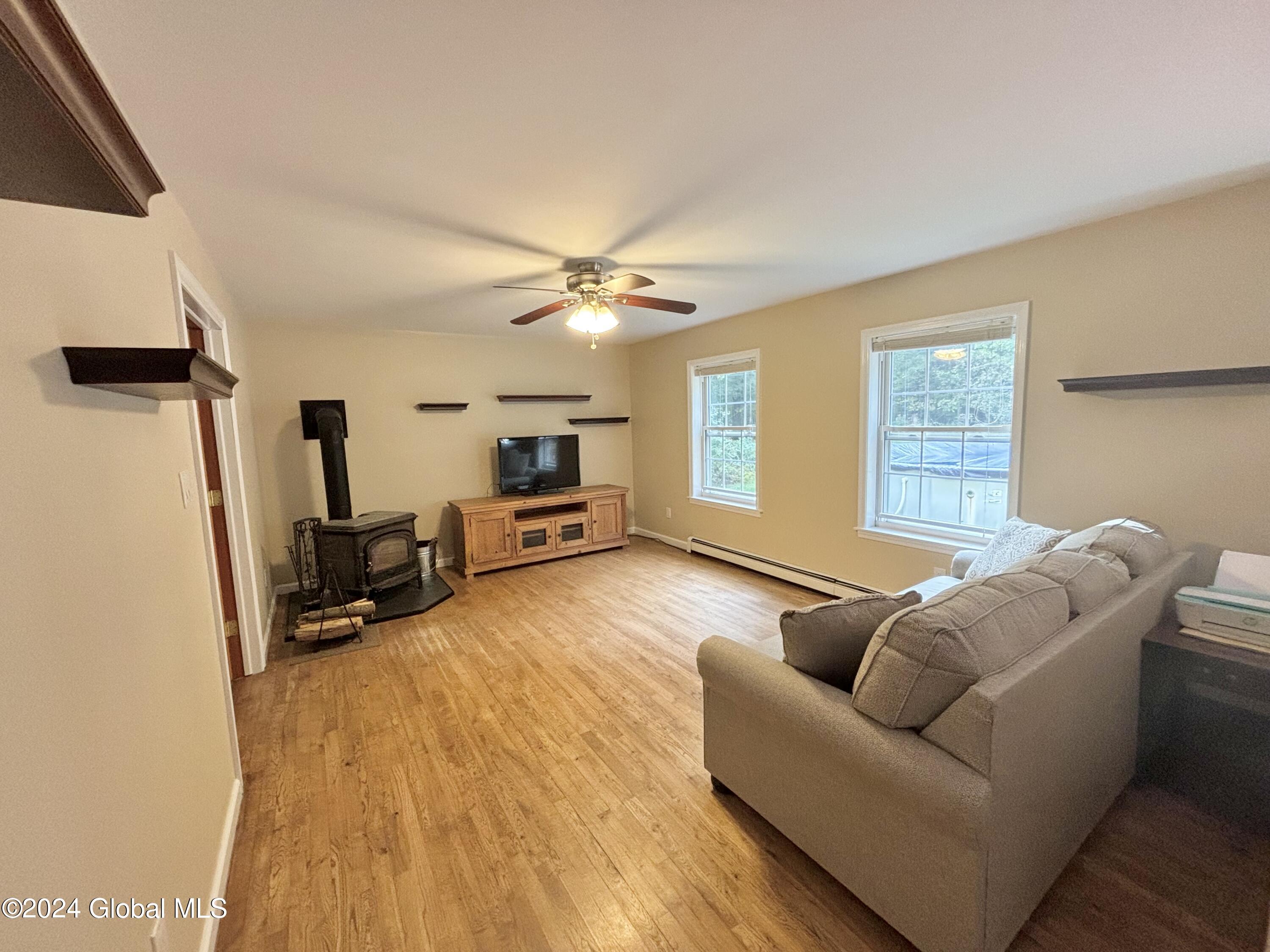 69 Boyce Road Schodack, NY 12123 - Photo 9 of 47 IMG_2183