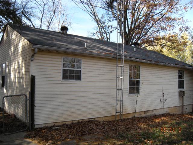 887 Lennox Road Clarksville, TN 37042 - Photo 2 of 11 Rear