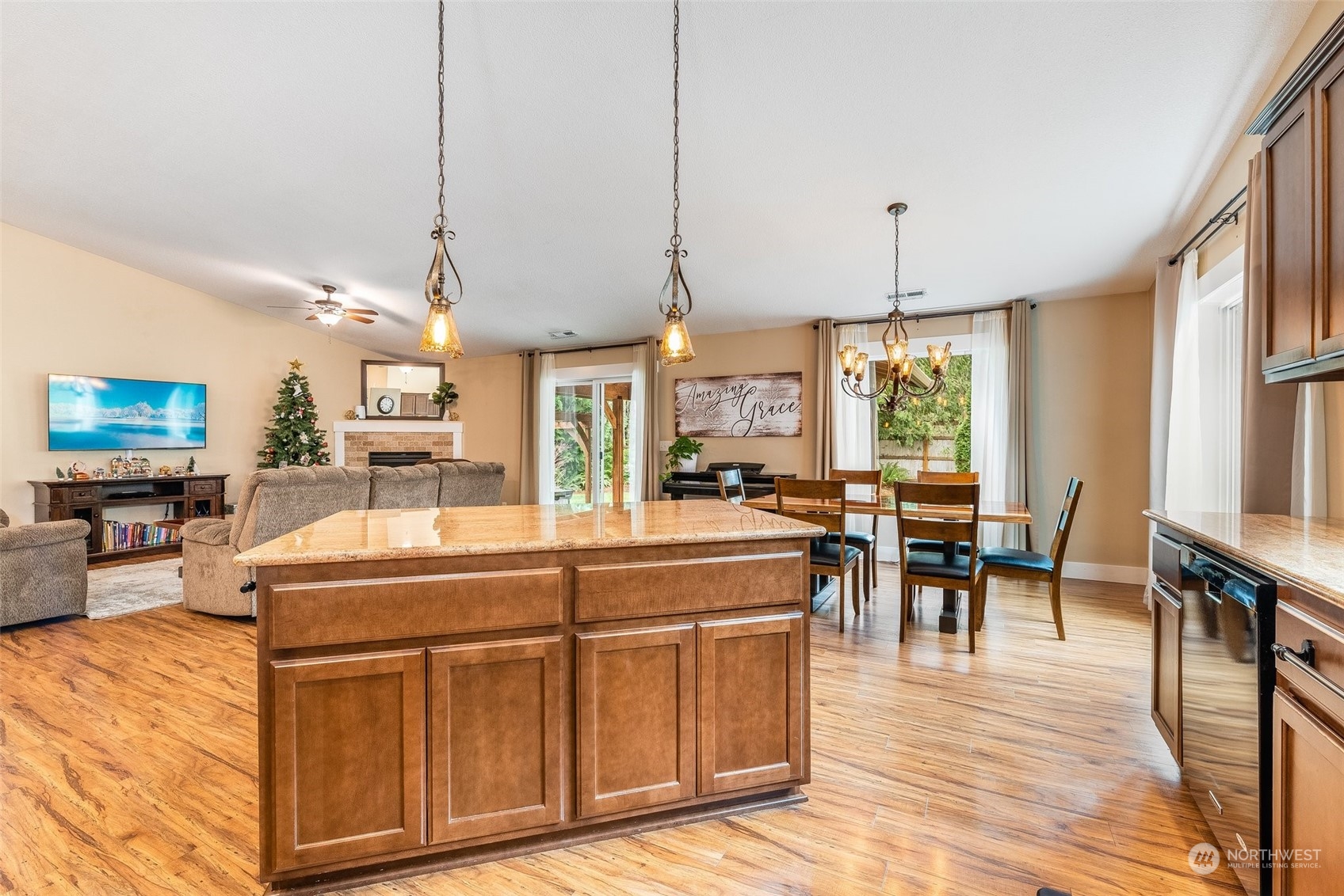 232 Kroll Road Castle Rock, WA 98611 - Photo 12 of 40 Gallery Image 12