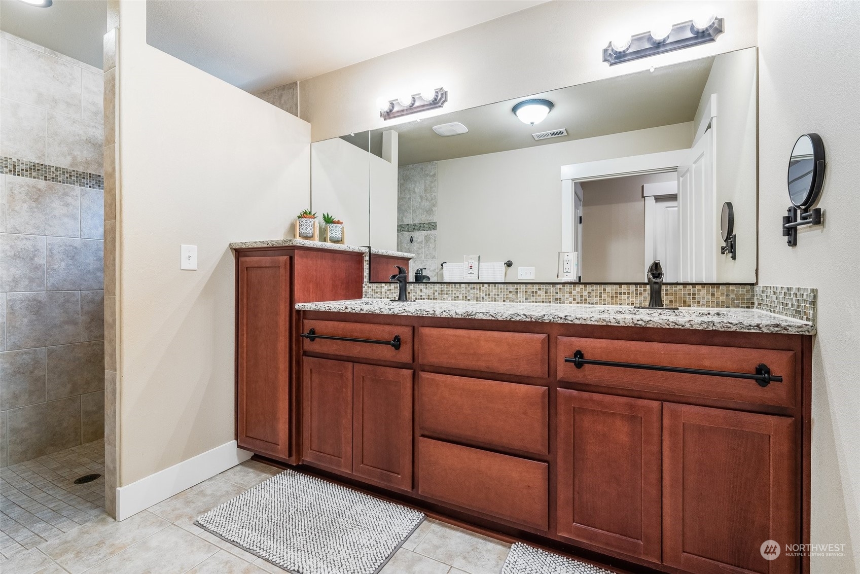 232 Kroll Road Castle Rock, WA 98611 - Photo 16 of 40 Gallery Image 16