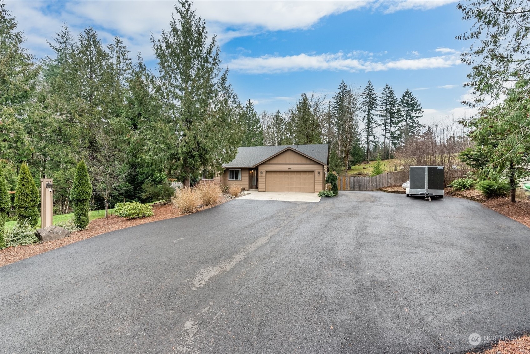 232 Kroll Road Castle Rock, WA 98611 - Photo 2 of 40 Gallery Image 2