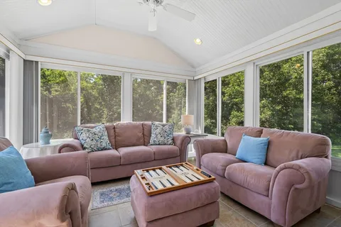 $1,199,000 | 894 Liberty Street, Unit 6, Braintree, MA 02184