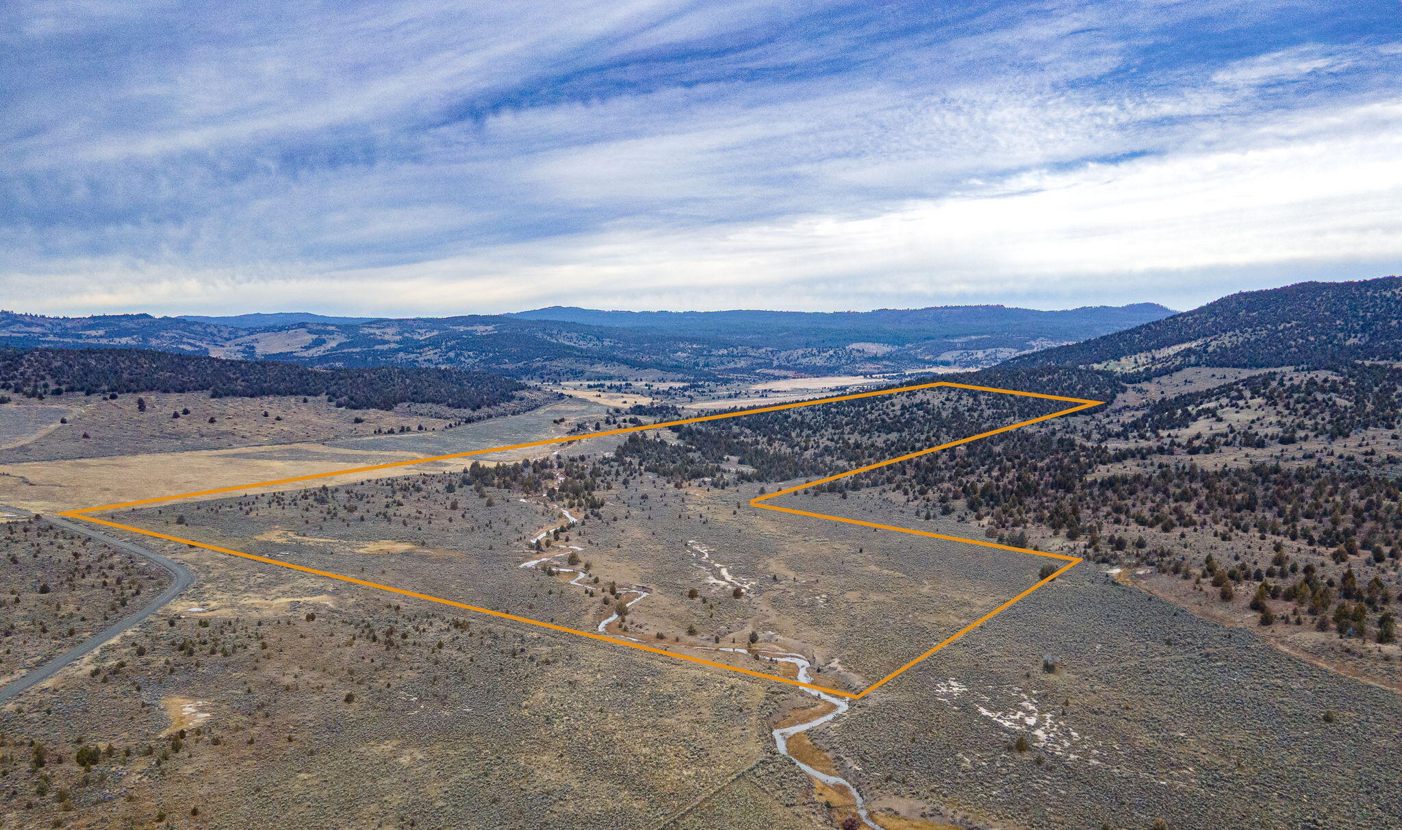 Camp Creek Road, Unit TL 3400 Prineville, OR 97754 - Photo 21 of 27 a view of an ocean and a mountain