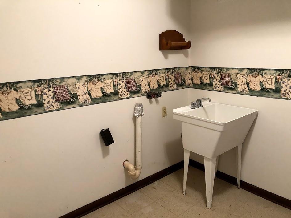 16 Moore Lane Oak Ridge, TN 37830 - Photo 16 of 18 Utility Room