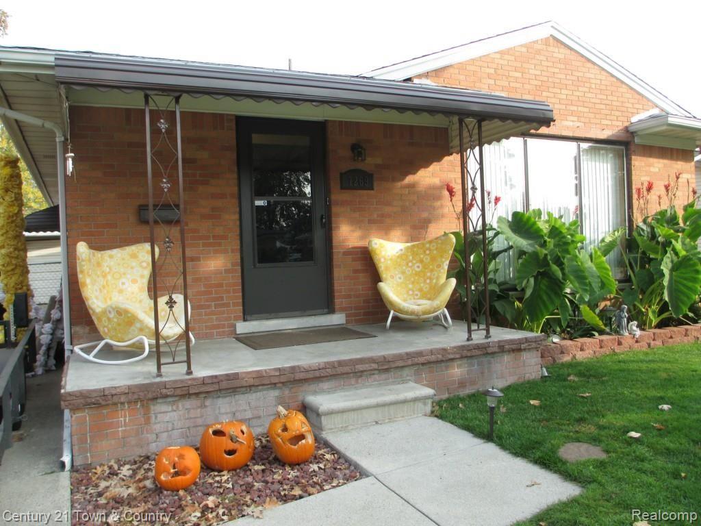 7269 State Park Center Line, MI 48015 - Photo 1 of 27 House pics October 2014 001.jpg
