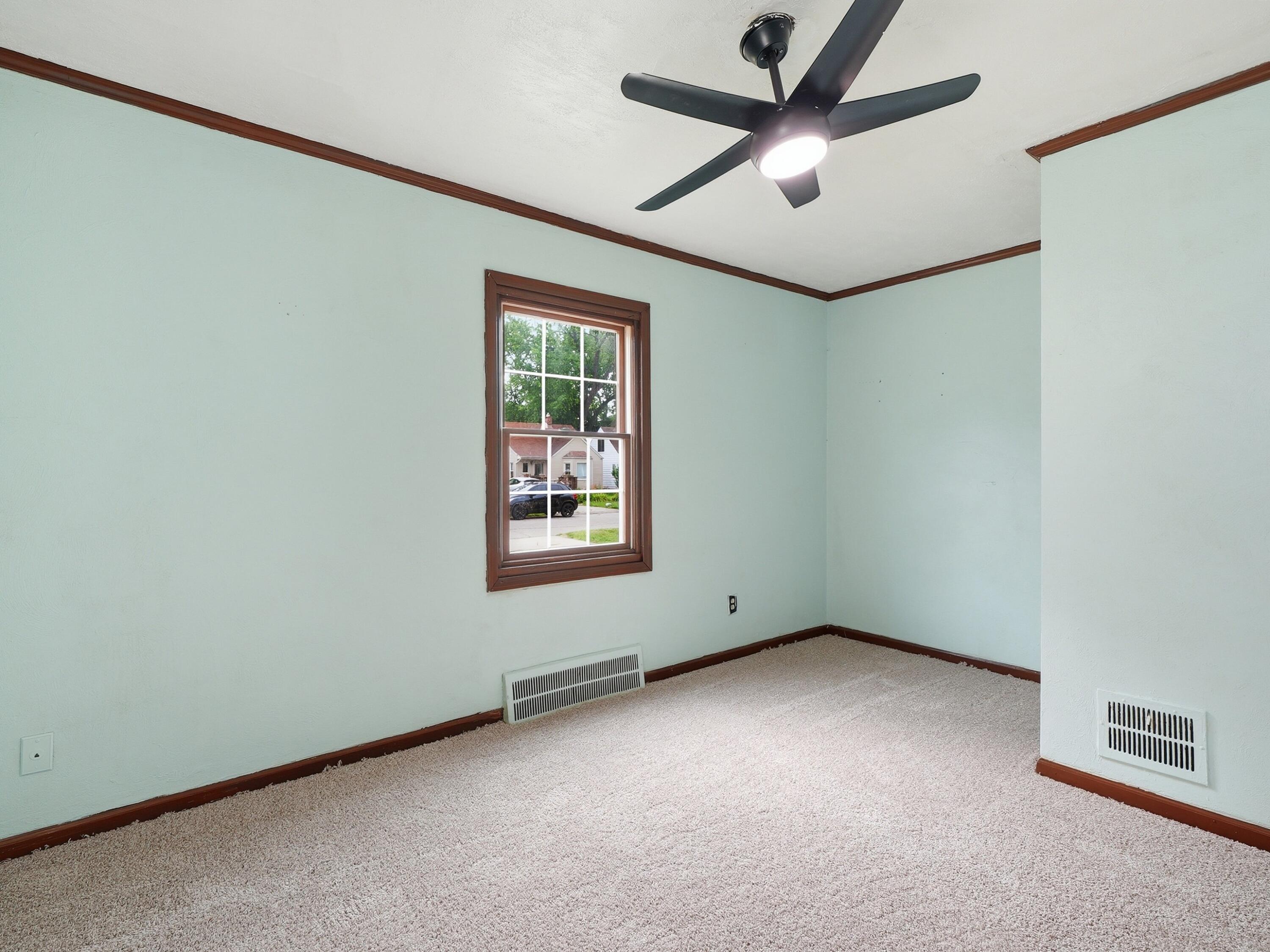 15943 Kinloch Street Redford, MI 48239 - Photo 17 of 35 DSC03475