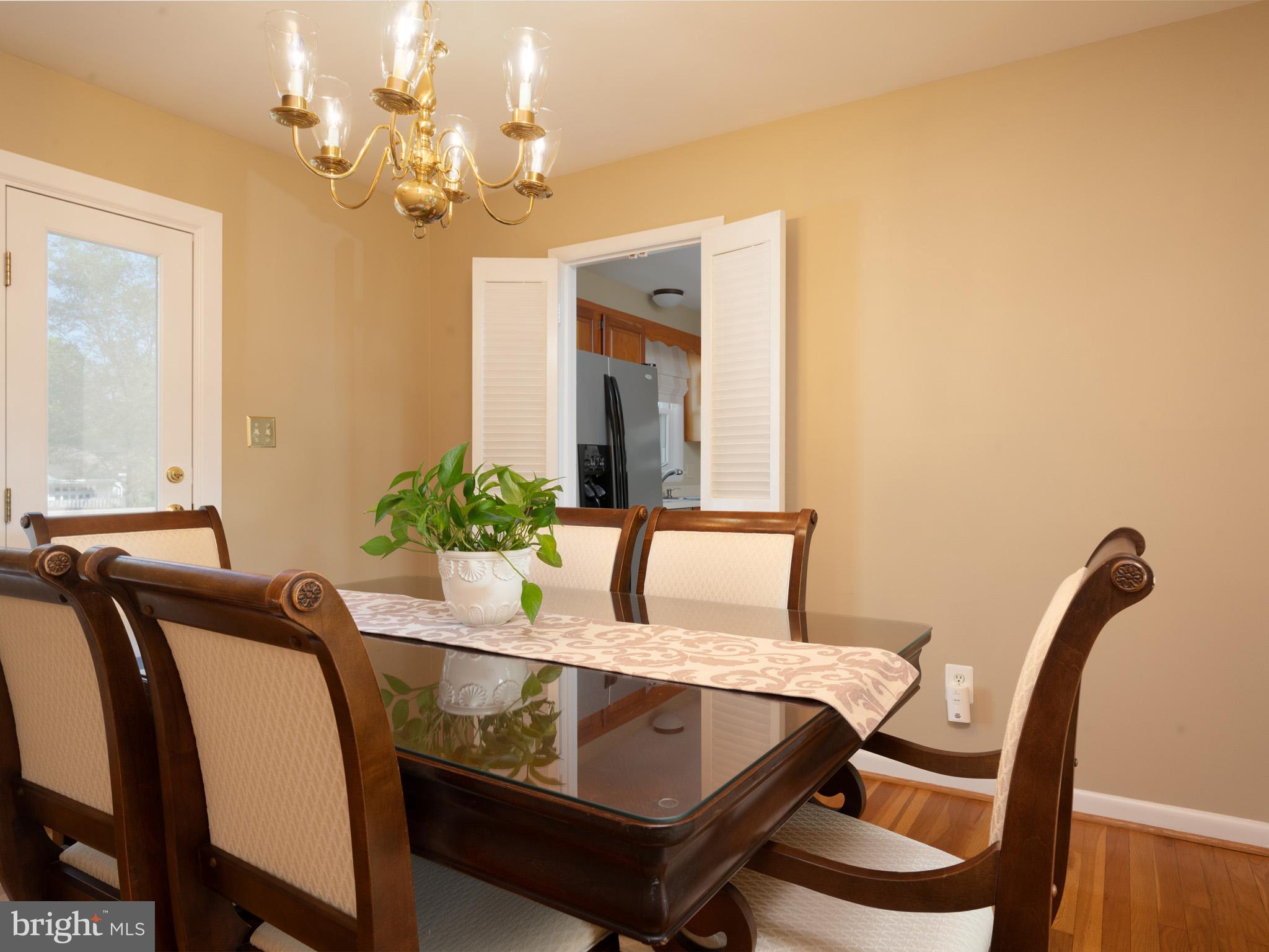 2300 Collingwood Road Alexandria, VA 22306 - Photo 12 of 41 Dining Room